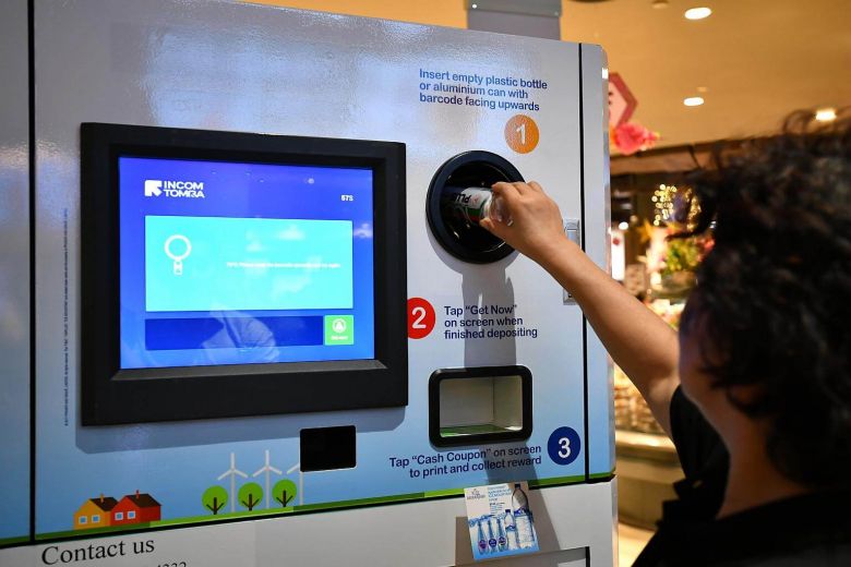 自動售貨機(jī),自動售賣機(jī),自動售貨機(jī)價格,廣州售貨機(jī),無人售貨機(jī),智能自動售貨機(jī)加盟,自動販賣機(jī),飲料自動售貨機(jī),廣州富宏智能售貨機(jī)